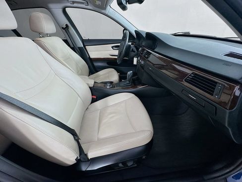 Used 2011 BMW 328i Sedan RWD image 34