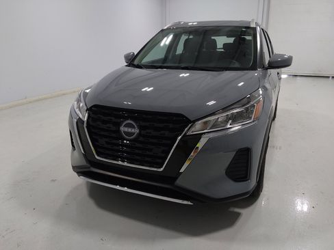 Used 2023 Nissan Kicks SV FWD image 15