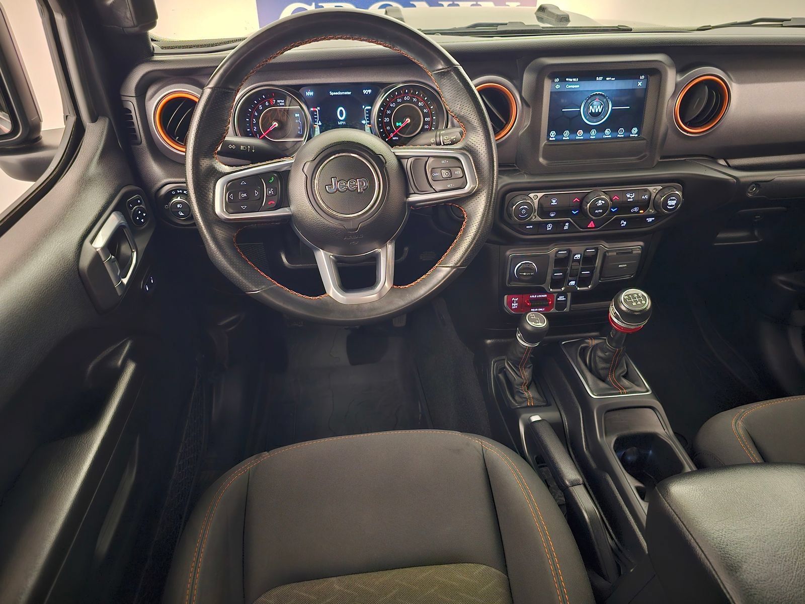 Used 2021 Jeep Gladiator Mojave w/ Safety Group AWD/4WD image 8