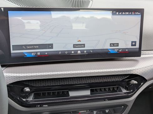 New 2026 BMW 330i Sedan w/ M Sport Package RWD image 23