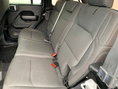 Used 2021 Jeep Wrangler Unlimited Sport AWD/4WD image 19