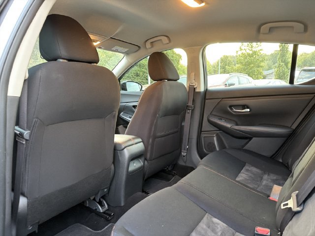 Used 2021 Nissan Sentra SR FWD image 12