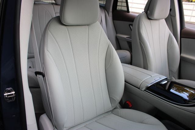 Used 2023 Mercedes-Benz EQE 350+ SUV w/ Exclusive Trim Package image 14