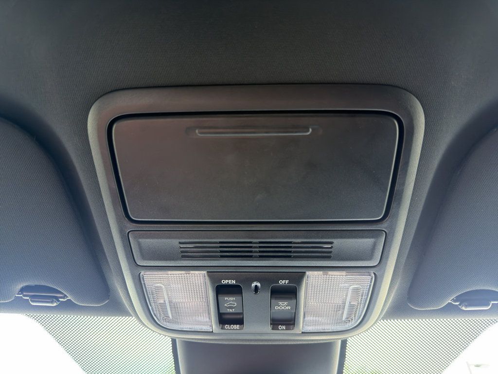 Used 2023 Honda Odyssey Sport image 16