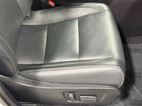 Used 2018 Toyota Highlander Limited AWD/4WD image 51