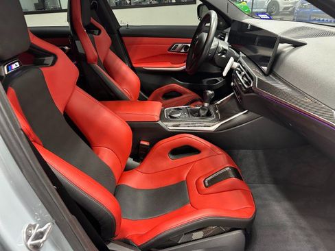 Used 2023 BMW M3 w/ M Carbon Exterior Package RWD image 25