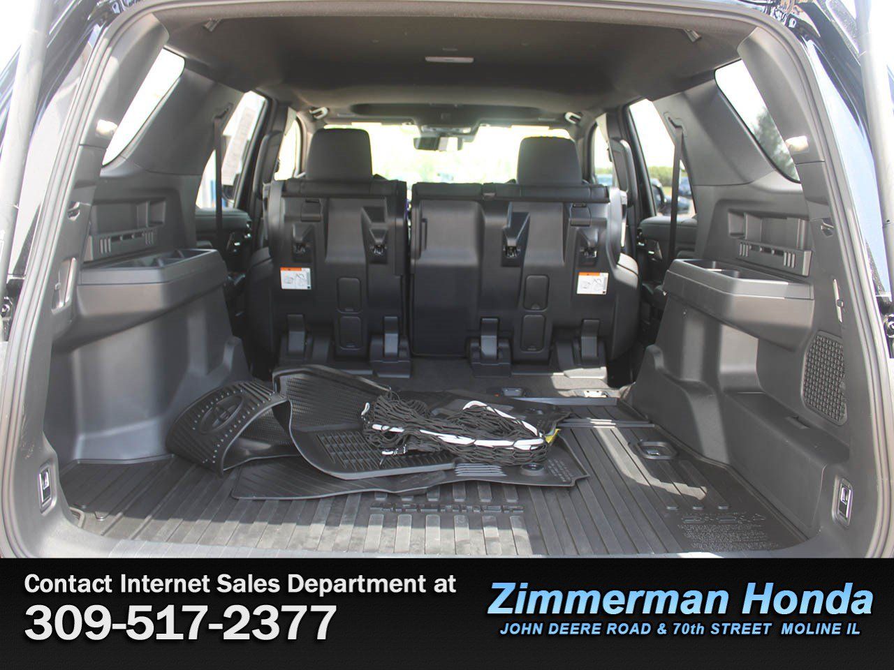 Used 2025 Toyota 4Runner Limited w/ Tow Technology Package AWD/4WD image 8