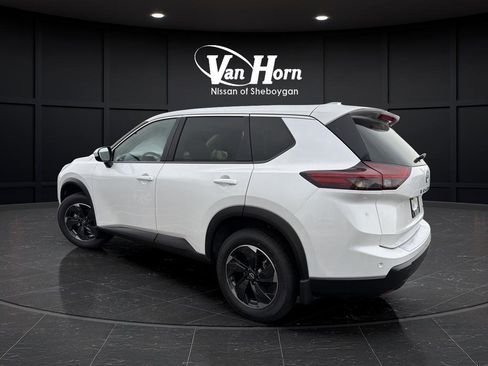 New 2026 Nissan Rogue SV image 3
