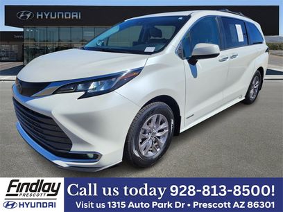 Used 2021 Toyota Sienna XLE