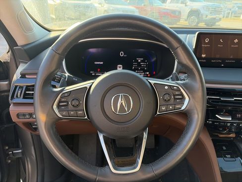 Used 2023 Acura MDX SH-AWD w/ Technology Package image 11