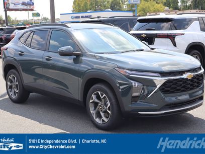 Used 2026 Chevrolet Trax LT w/ Driver Confidence Package