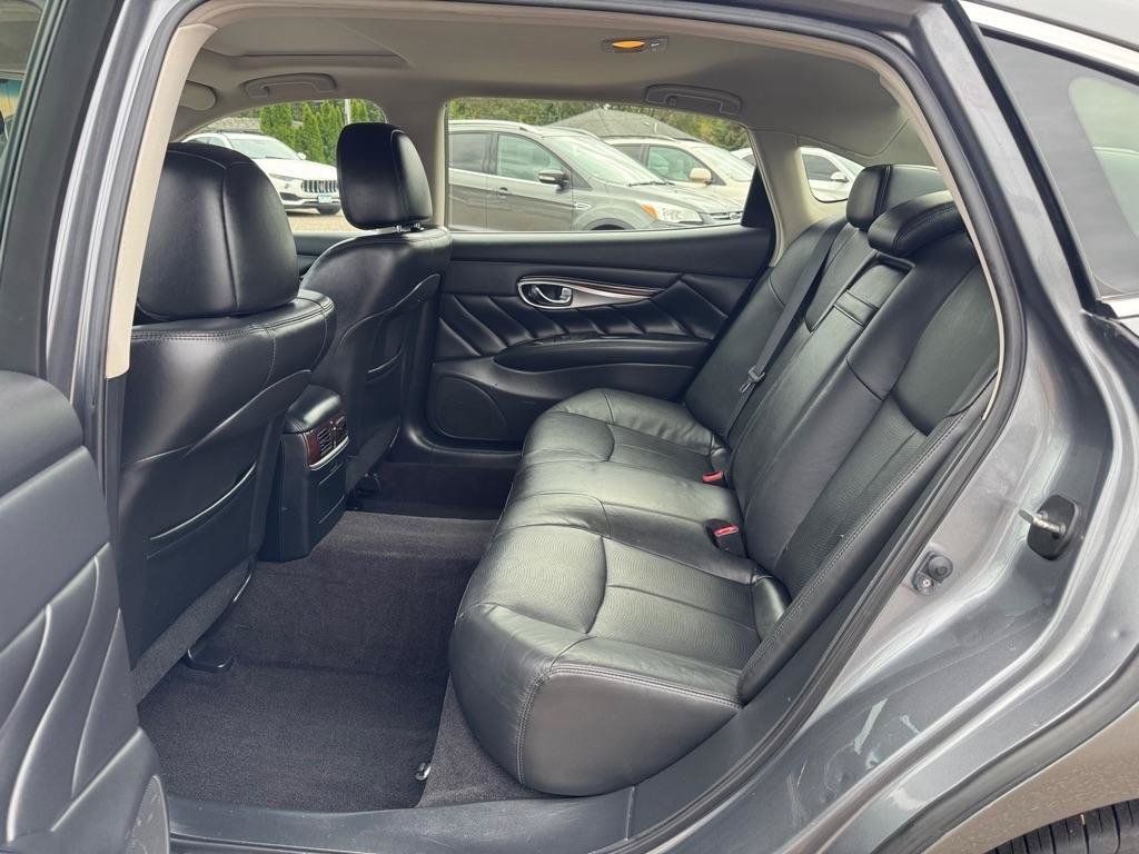 Used 2017 INFINITI Q70 L 3.7 AWD/4WD image 17
