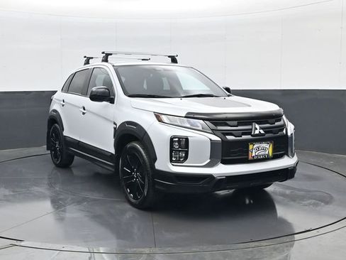 Used 2024 Mitsubishi Outlander Sport AWD image 3