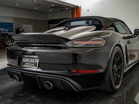 Certified 2025 Porsche 718 Boxster Spyder RS image 29