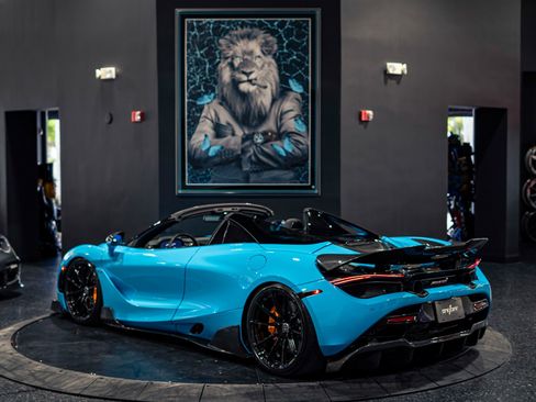 Used 2021 McLaren 720S Spider RWD image 5