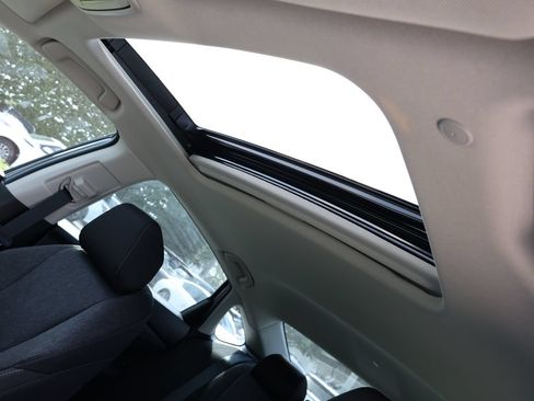 Used 2025 Honda Accord SE image 15