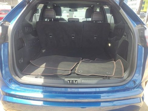Used 2021 Ford Edge ST-Line image 5