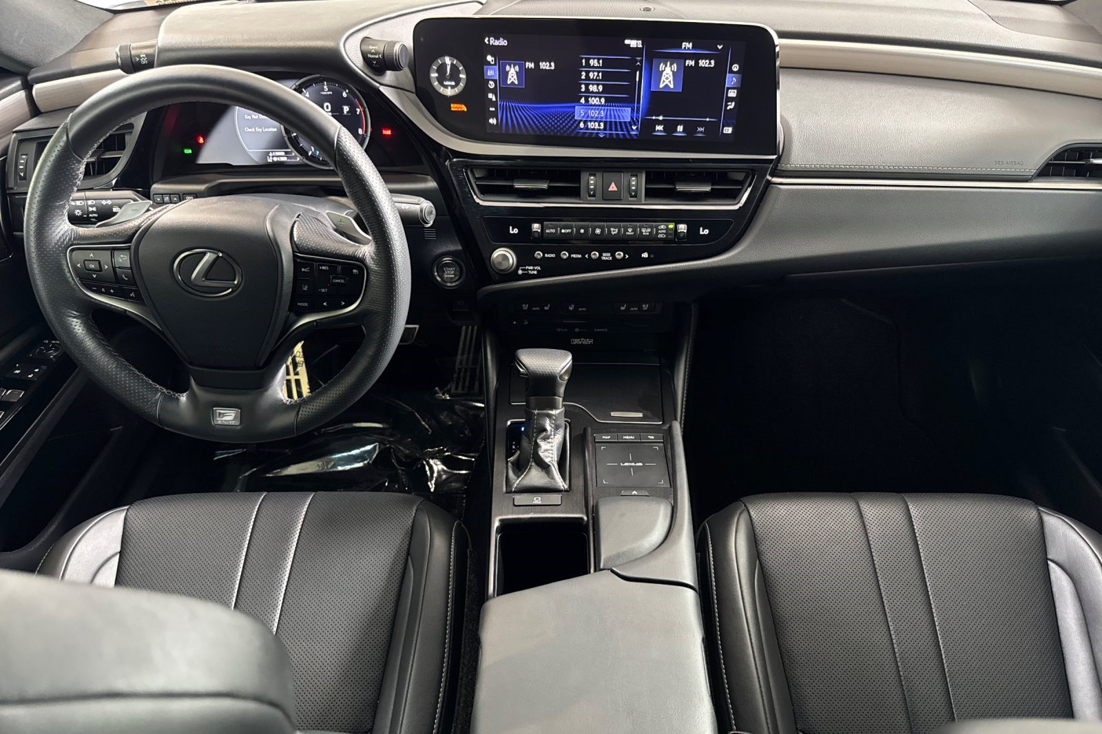 Certified 2022 Lexus ES 350 F Sport FWD image 17