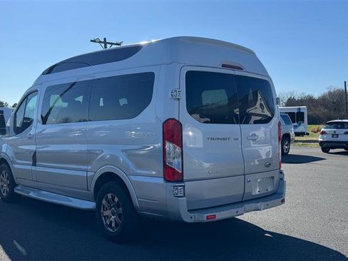 Used 2016 Ford Transit 150 XLT image 6