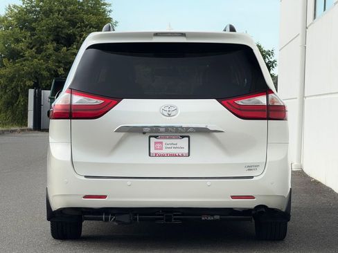 Certified 2017 Toyota Sienna Limited Premium AWD/4WD image 6
