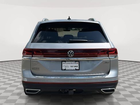 Used 2024 Volkswagen Atlas SEL AWD/4WD image 8