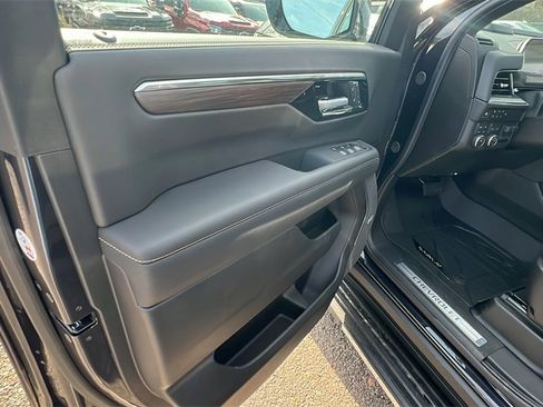 New 2026 Chevrolet Suburban Premier w/ Sun And Tow Package image 11