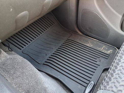 Used 2017 Nissan Frontier SV image 24