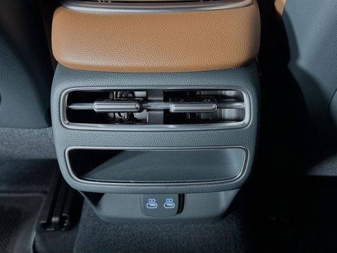 New 2026 Genesis GV70 2.5T Advanced AWD/4WD image 27