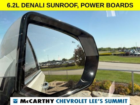 Used 2022 GMC Yukon Denali AWD/4WD image 25