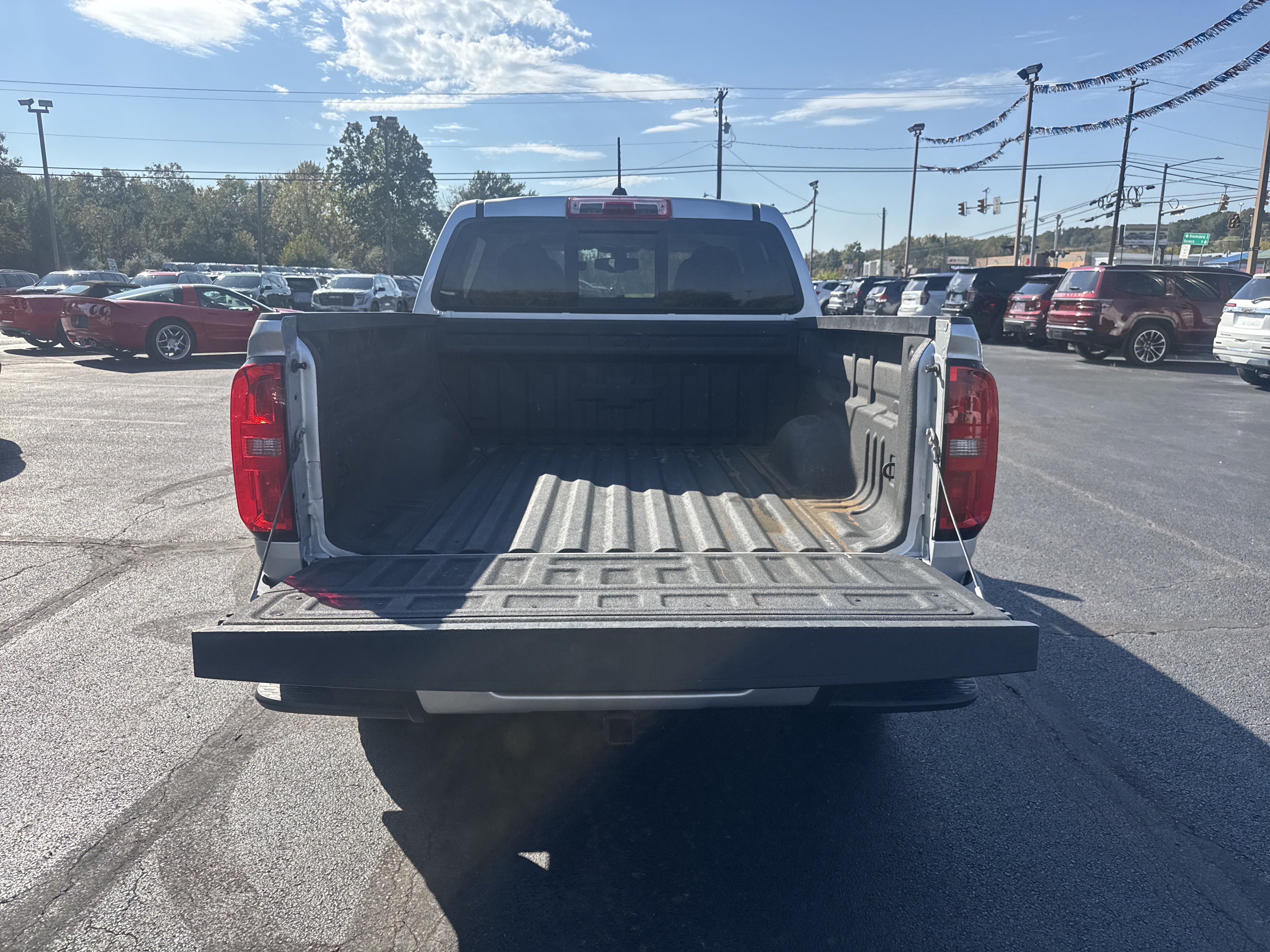 Used 2015 Chevrolet Colorado Z71 AWD/4WD image 5