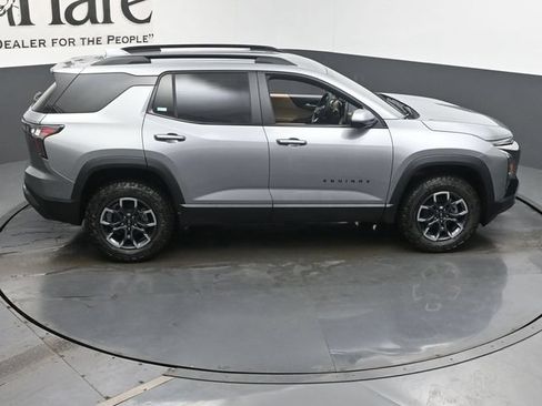 New 2026 Chevrolet Equinox ACTIV w/ Convenience Package III FWD image 17