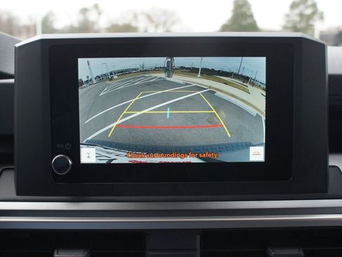 Used 2025 Toyota 4Runner SR5 image 6