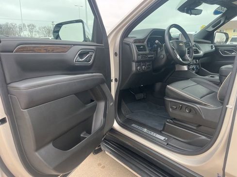 Used 2024 Chevrolet Tahoe Premier w/ Advanced Technology Package image 10