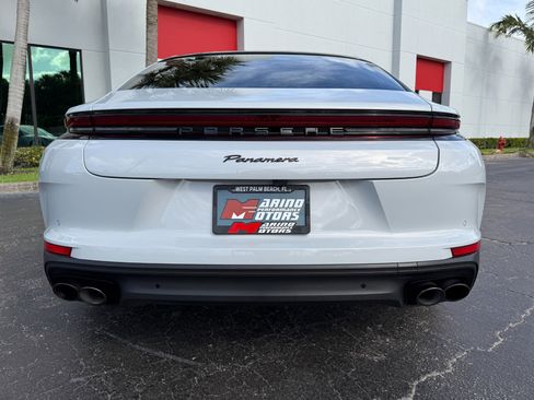 Used 2024 Porsche Panamera image 21