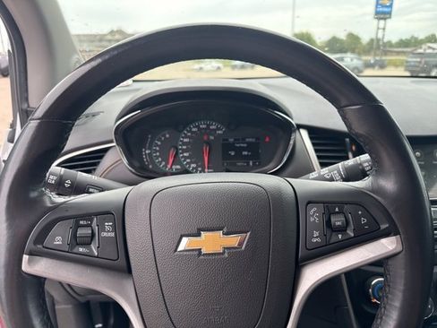 Used 2019 Chevrolet Trax LT w/ Driver Confidence Package image 15