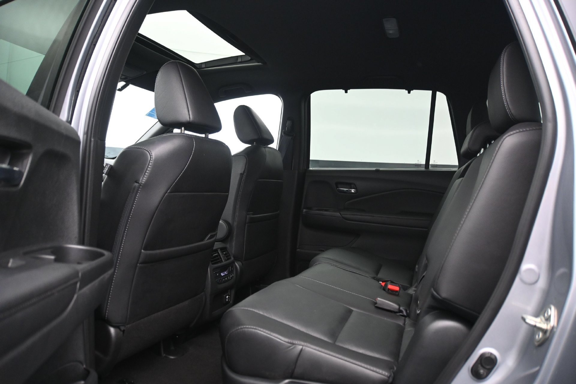Used 2020 Honda Passport Touring image 17