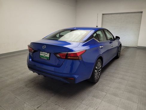 Used 2025 Nissan Altima 2.5 SV FWD image 9