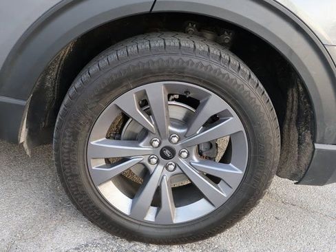 Used 2022 Ford Explorer XLT w/ Equipment Group 202A image 43