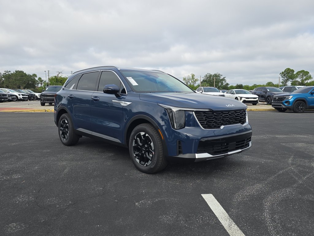 New 2026 Kia Sorento S FWD image 2