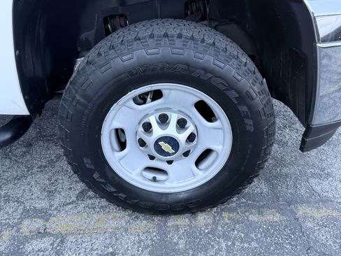 Used 2013 Chevrolet Silverado 2500 W/T image 28