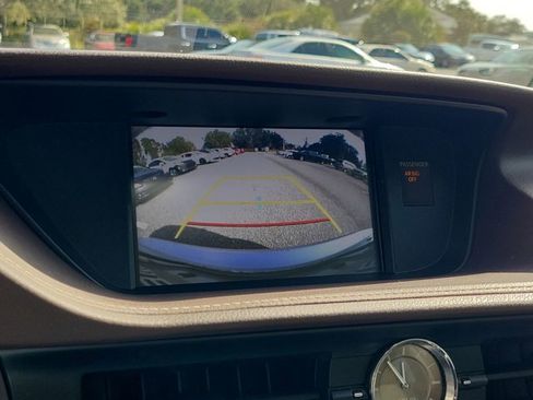 Used 2018 Lexus ES 350 w/ Premier Package image 27