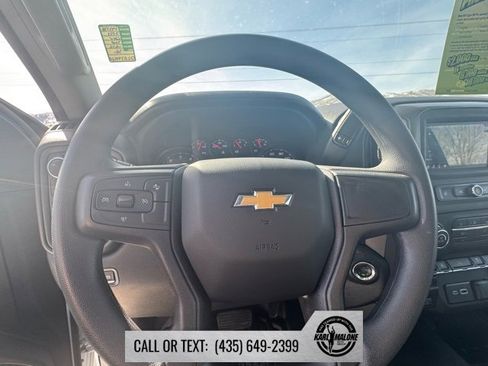 Used 2025 Chevrolet Silverado 3500 W/T image 14