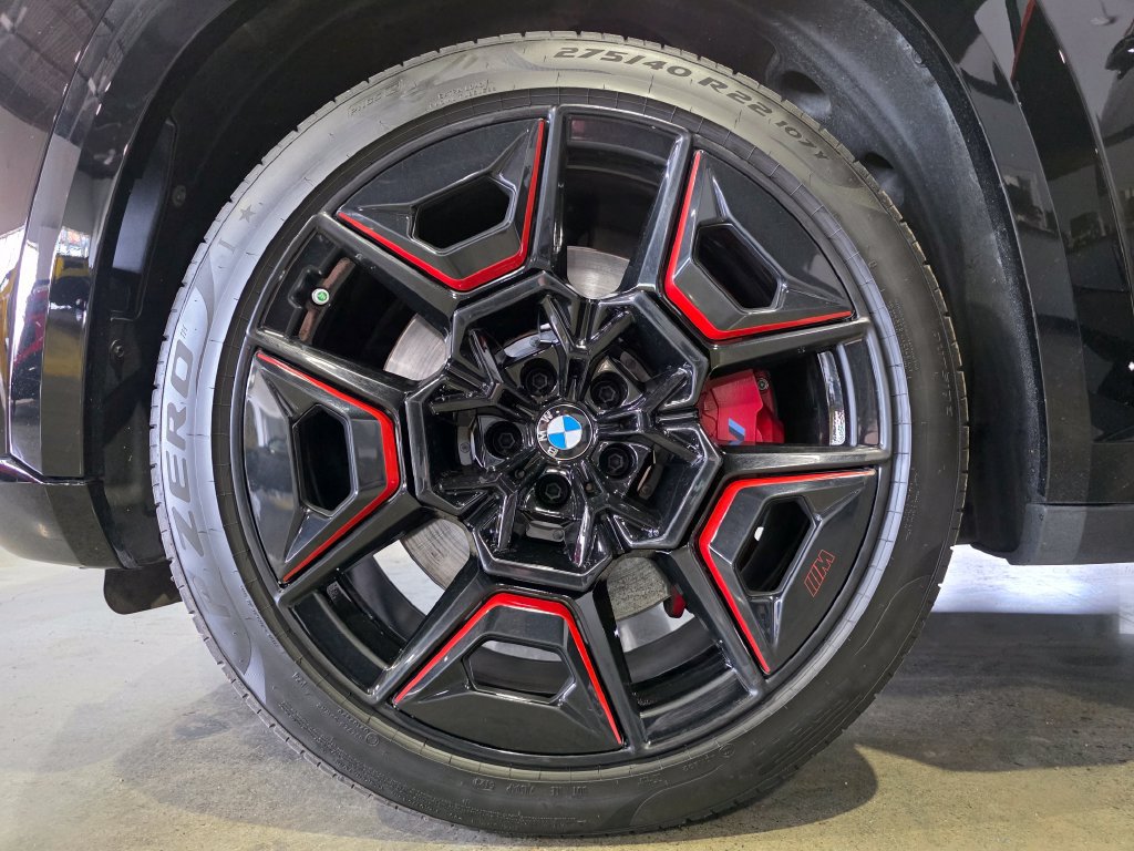 Used 2024 BMW XM Label Red w/ M Driver's Package AWD/4WD image 29