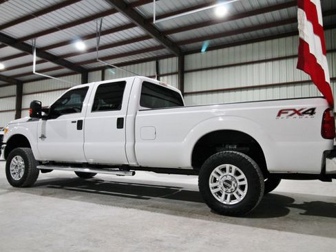 Used 2015 Ford F350 XLT w/ XLT Value Package image 7