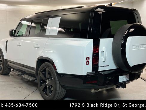 Used 2025 Land Rover Defender 130 X-Dynamic SE AWD/4WD image 3
