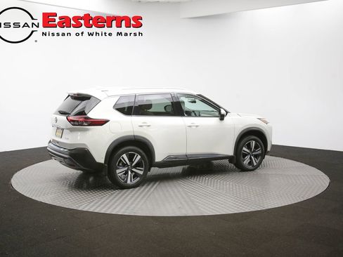 Used 2023 Nissan Rogue SL w/ SL Premium Package image 56