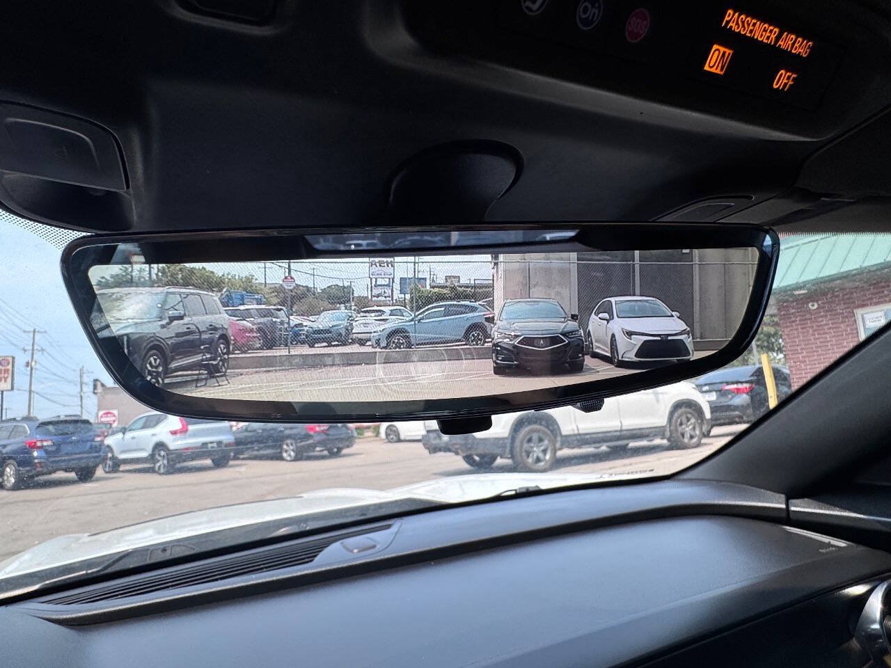 Used 2020 Chevrolet Camaro SS RWD image 21