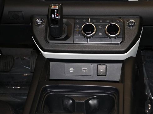 Used 2024 Land Rover Defender 110 S AWD/4WD image 48