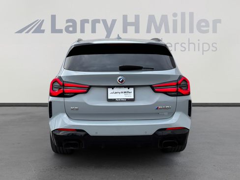 Used 2023 BMW X3 M40i image 4