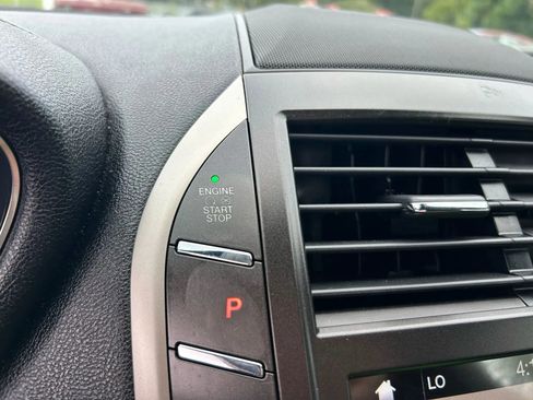 Used 2017 Lincoln MKC Reserve image 21